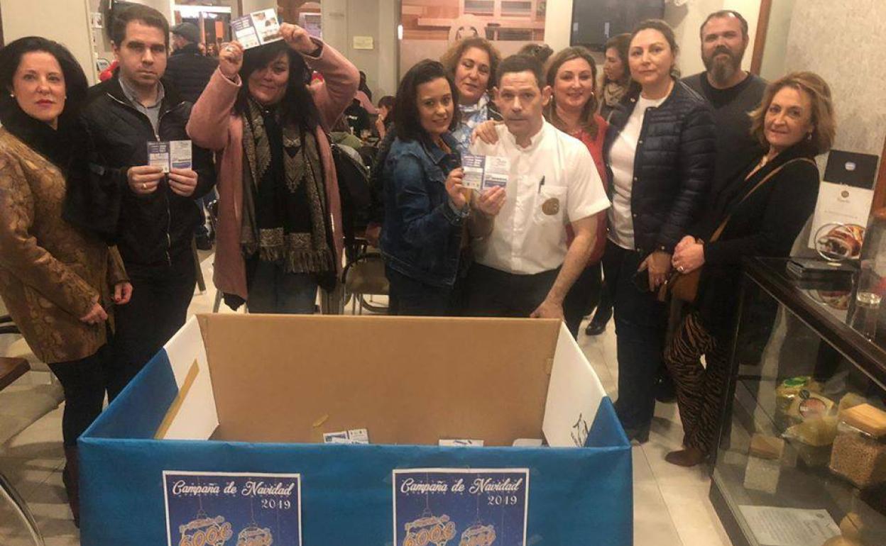 Los empresarios y comerciantes de Zafra sortearon los cheques regalo de su Campaña de Navidad
