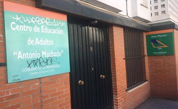 Actual centro de adultos en la barriada de la Conticion 