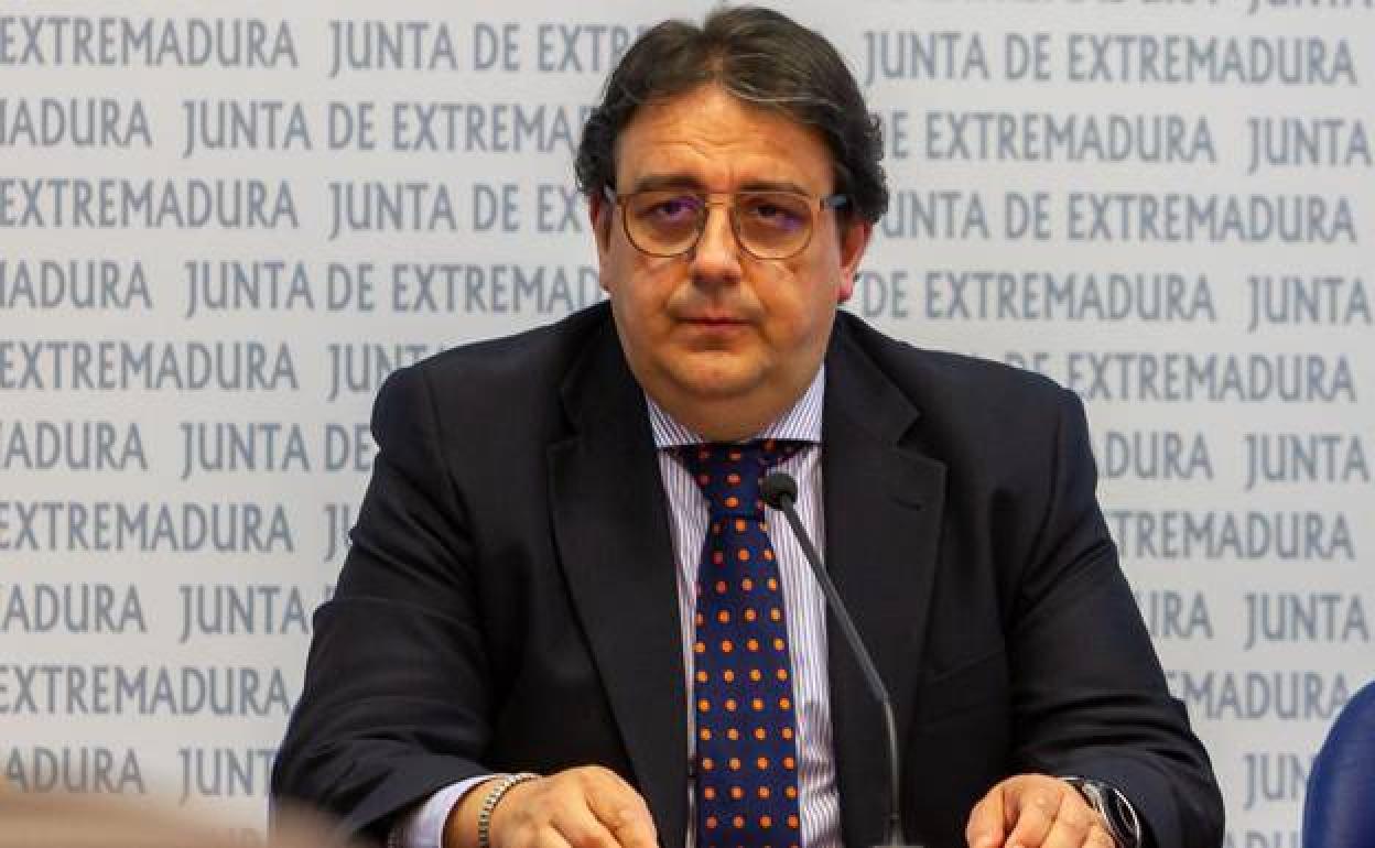 José Mª Vergeles, consejero de Sanidad 