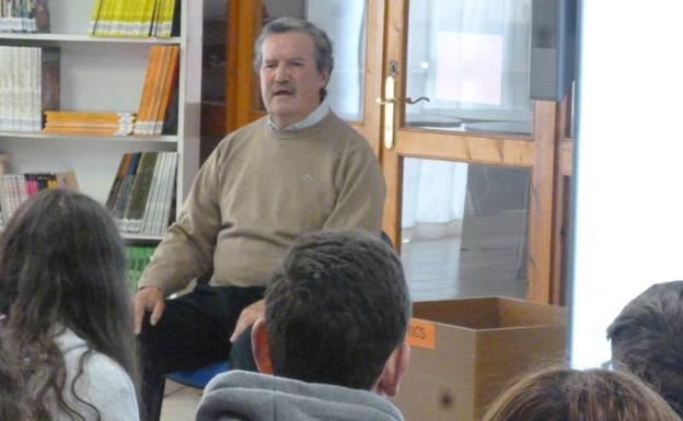 Justo Vila durante el encuentro 