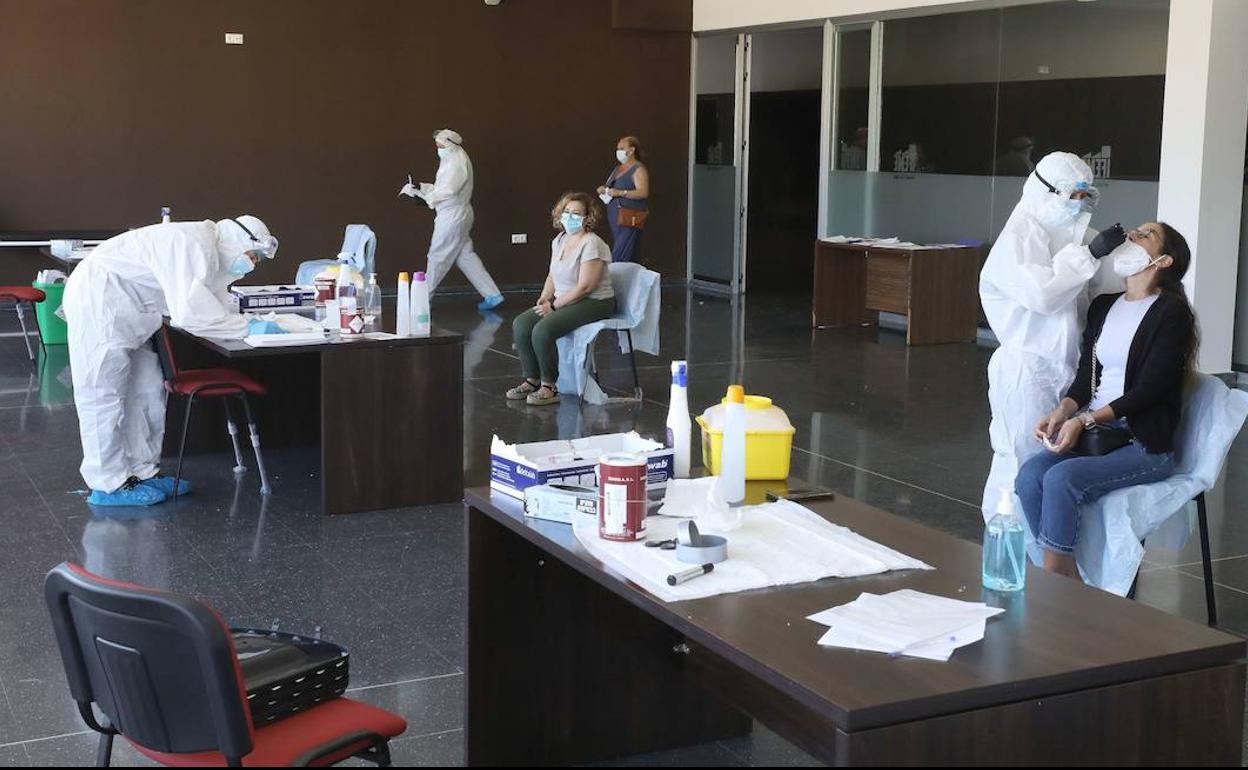 Continúan aumentando los casos positivos por coronavirus en Zafra hasta los 58