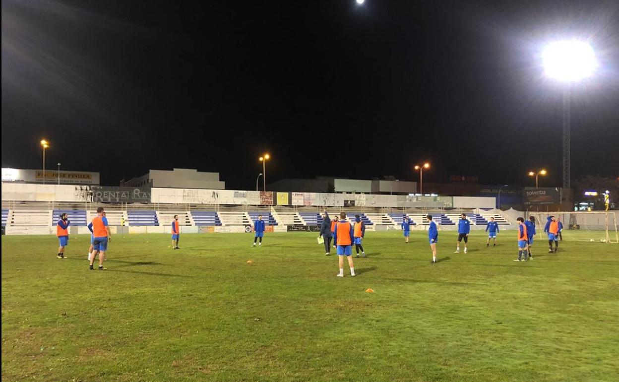 Uno de los entrenamientos del equipo en el Nuevo Estadio 