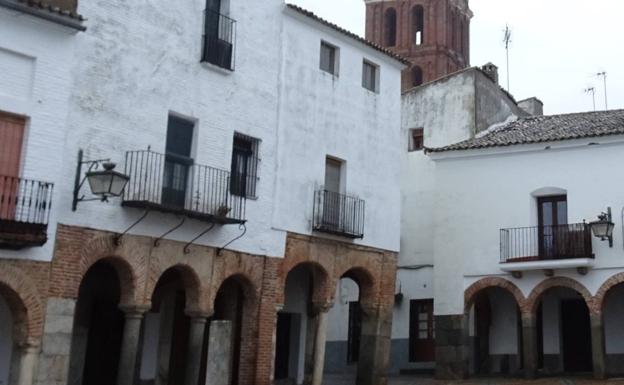Aspecto de la Plaza Chica sin su cruz 