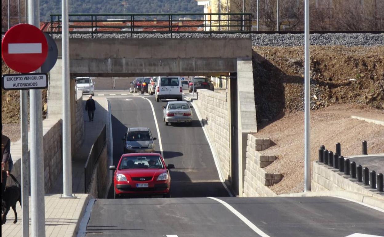 El PP solicita el estudio e instalación medios de control del tráfico en la intersección de la salida del nuevo paso soterrado con la avenida de La Estación