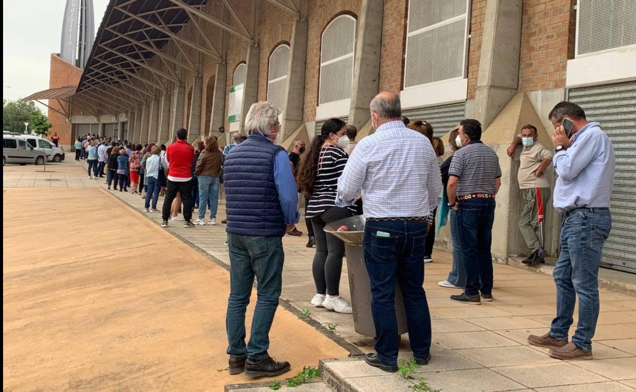 Vacunaciones masivas este jueves en el Pabellón Central 