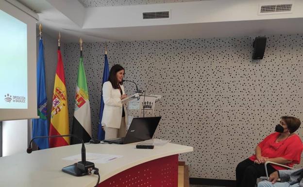 La consejera de Igualdad presente en el acto 