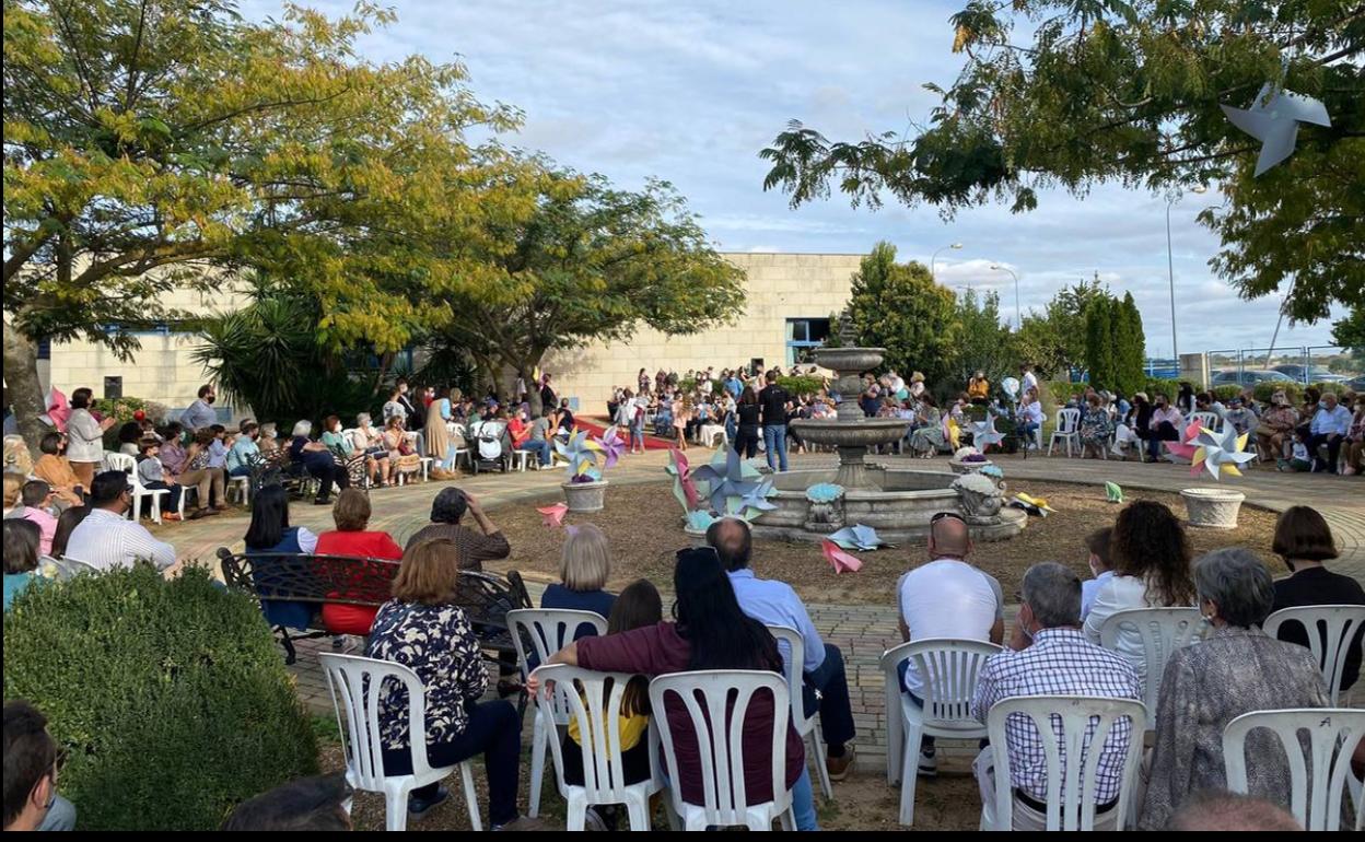 Se desarrolló en el jardín del Centro de Día 