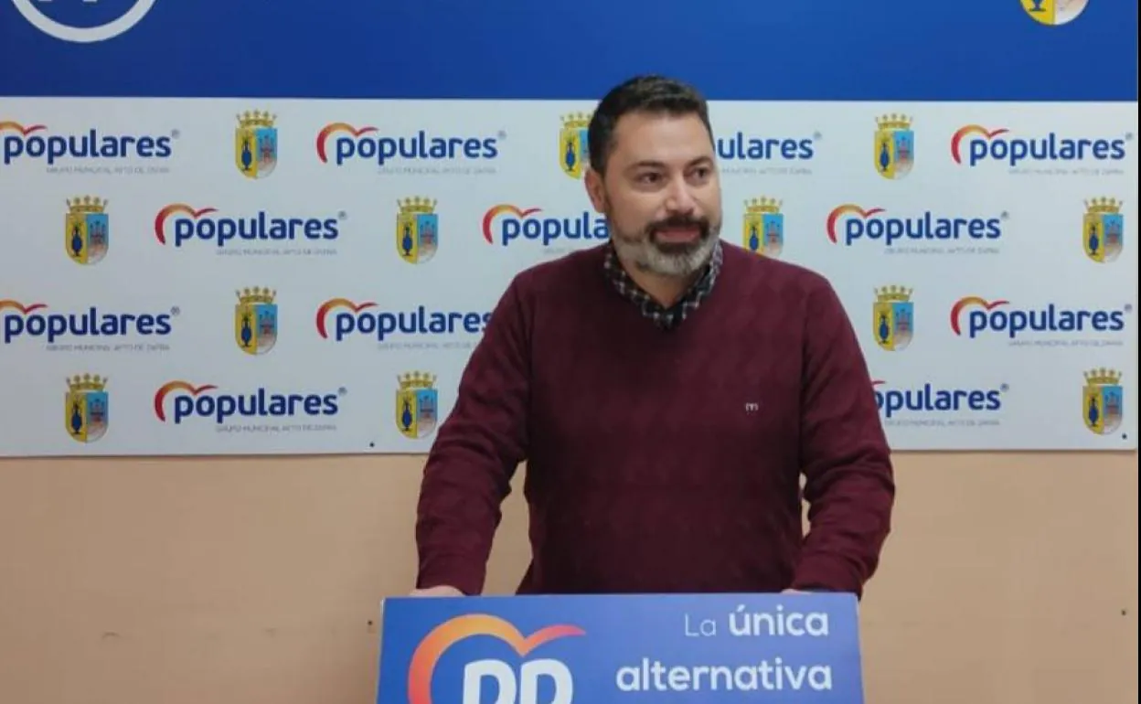 Antonio Navarro durante la rueda de prensa 