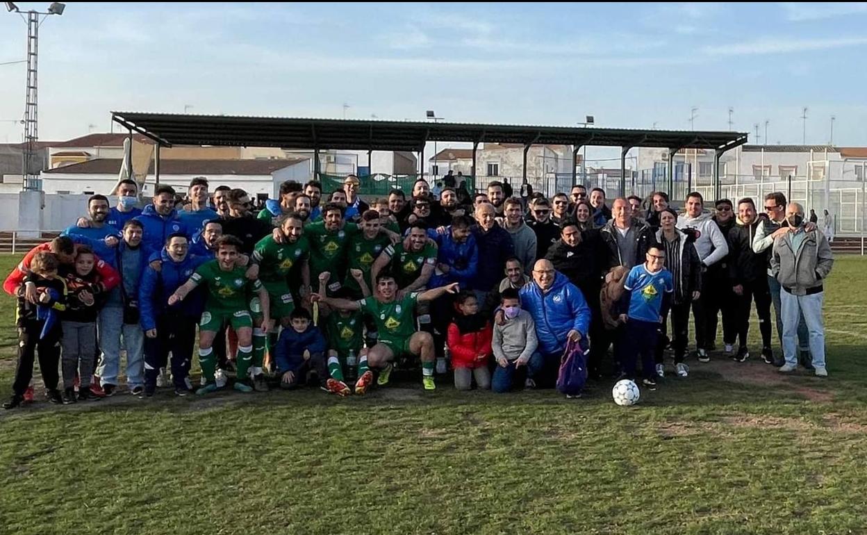 El equipo zafrense tras la victoria 