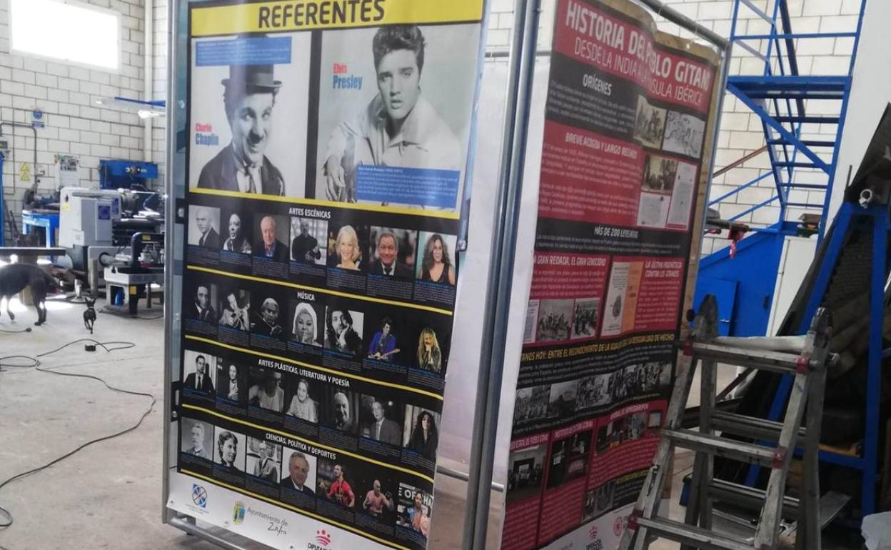 Algunos de los paneles que lucirán en la exposición 