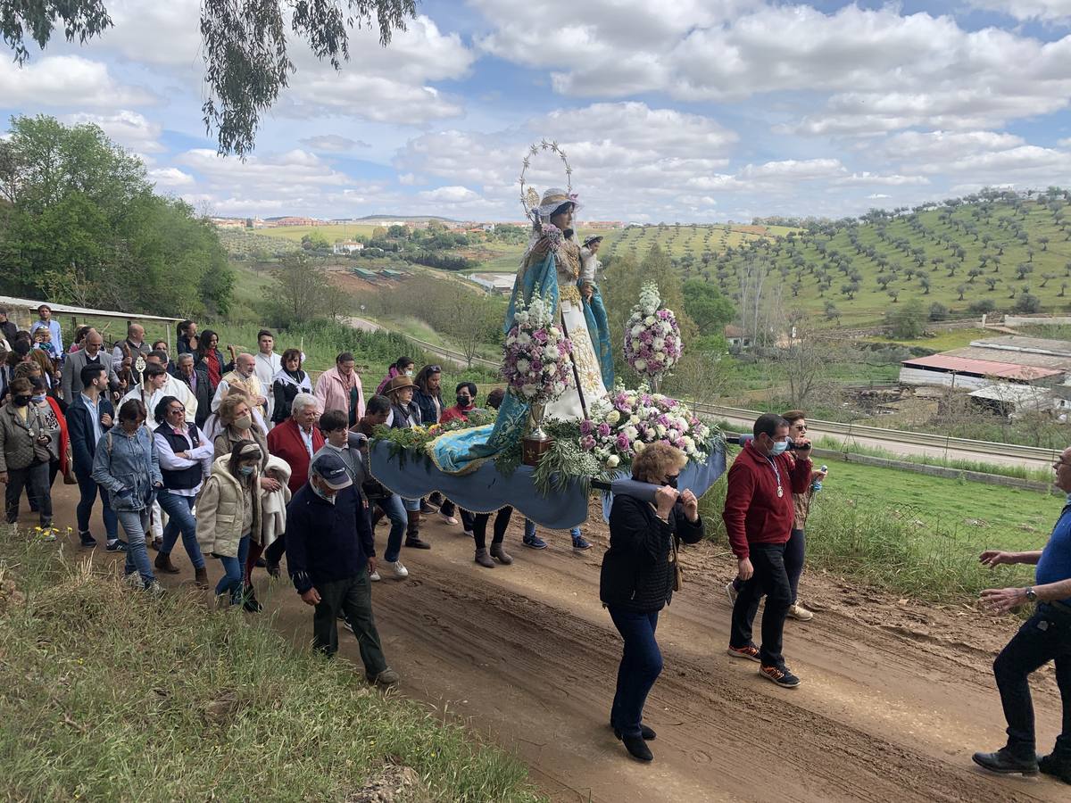 Procesión de la virgen de Belén por el entorno de su ermita 