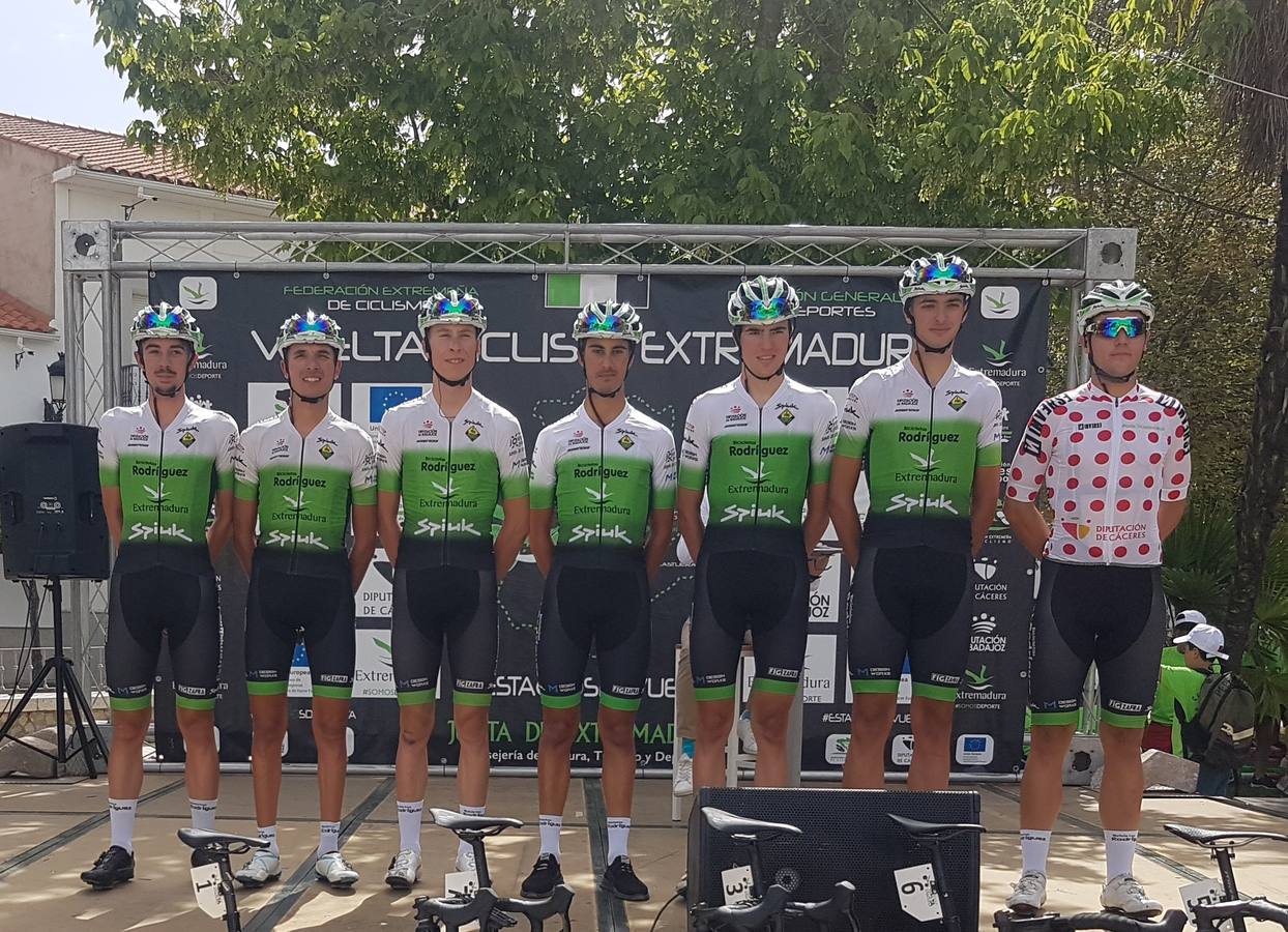 El Bicicletas Rodríguez Extremadura luchó por el pódium en la Vuelta Ciclista a Extremadura