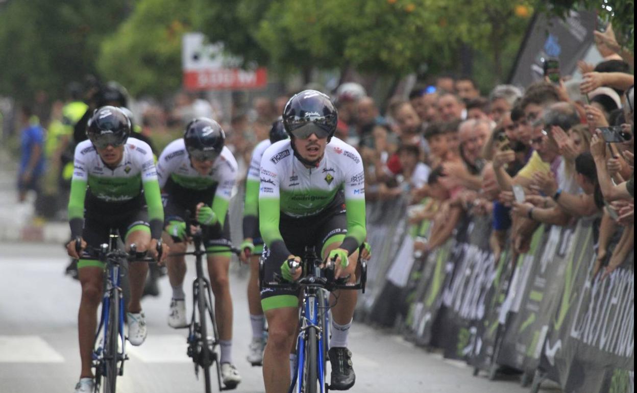 Corredores del Bicicletas Rodríguez Extremadua 