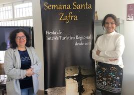 La concejala de Tursimo junto a la responsable de la Oficina de Turismo, Puri Tomillo