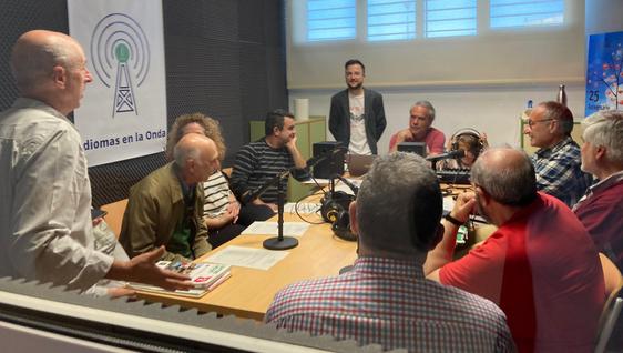 La Escuela Oficial de Idiomas estrena su Radio Edu: 'Idiomas en la onda'