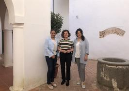 Presentación del programa de actividades por parte de la concejala, la directora de la bibliotecca y la presidenta de Artea Zafra