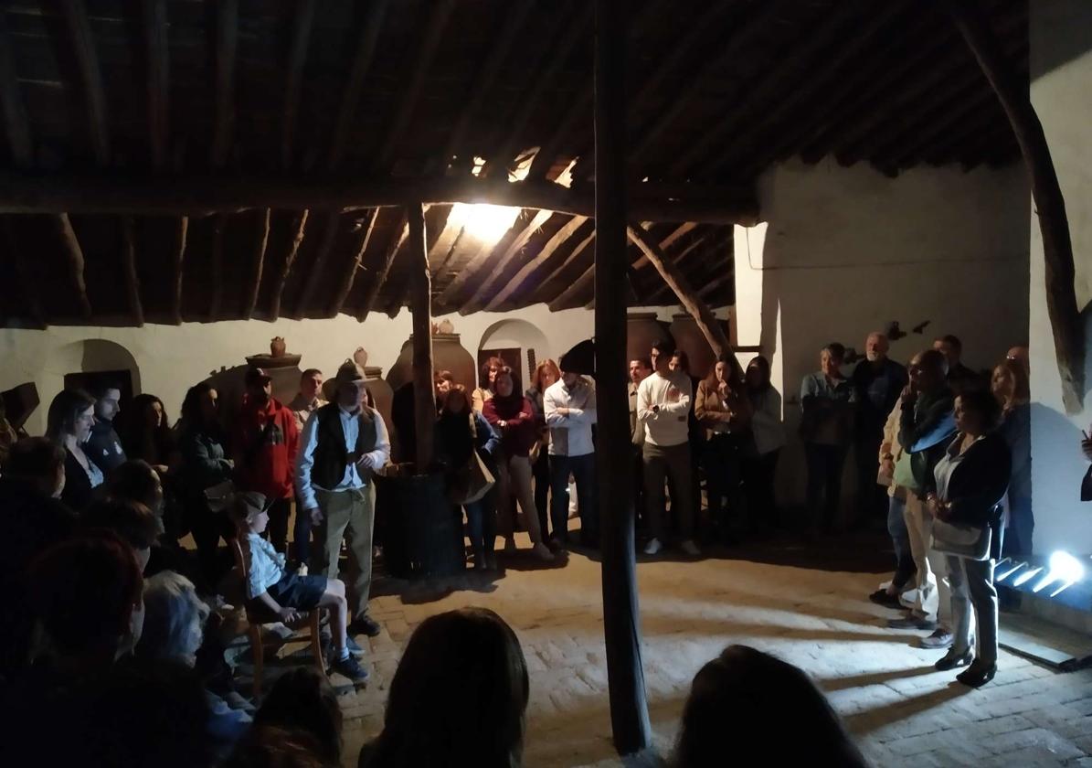 El público disfrutó de las nuevas historias en la ruta 'Sucedió en Zafra II'