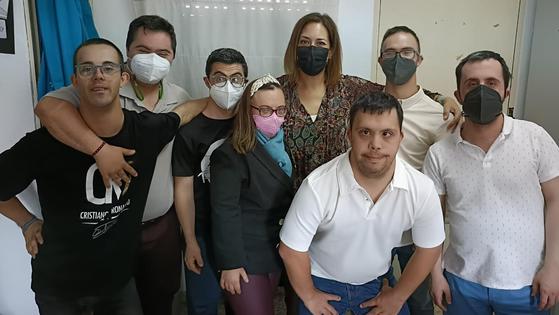 El Taller 'L@s Reporter@s de Down Zafra' se clausura conociendo el trabajo de HOY Zafra