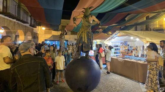 El Mercado del Siglo de Oro protagonista en el último fin de semana de la Festividad de la Luna al Fuego