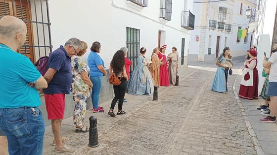 Rutas, teatros, exposiciones y demostraciones se suman a la celebración De la Luna al Fuego