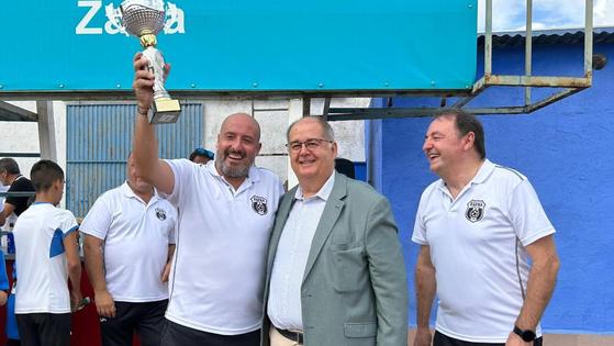 La Asociación de Veteranos de Zafra gana el XI Trofeo de Fútbol Solidario Feria de San Miguel