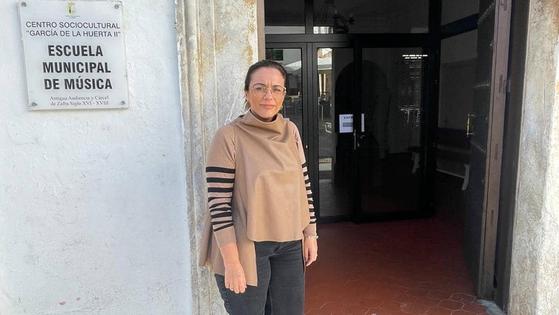 La Escuela Municipal de Música celebra Santa Cecilia con un taller sobre el folklore y una merienda