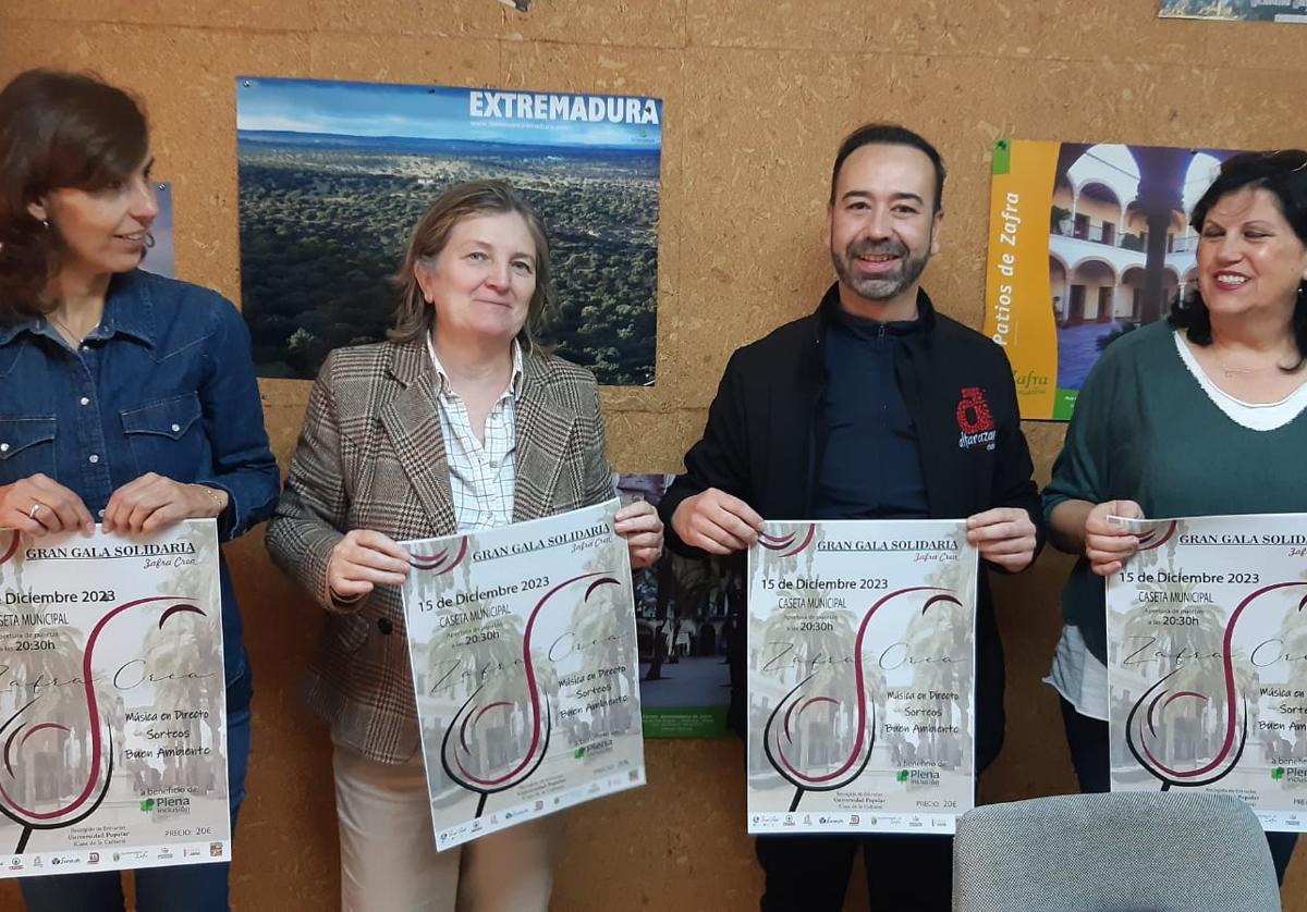 Presentación de la gala en Radio Emisur
