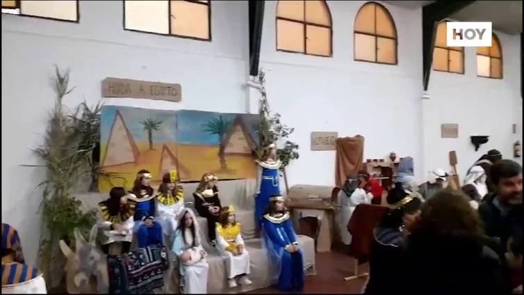 Más de un centenar de figurantes formaron el Belén Viviente de la Comunidad Parroquial