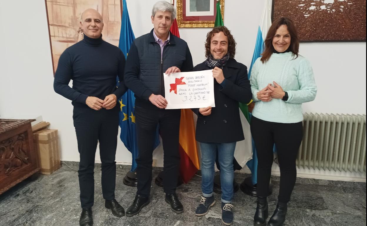 Entrega de la recaudación en el ayuntamiento 