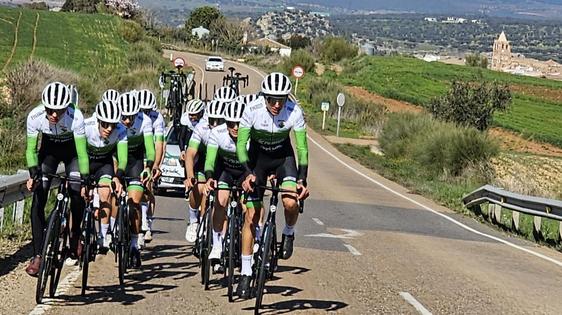 El equipo Extremadura Pebetero se presenta en sociedad