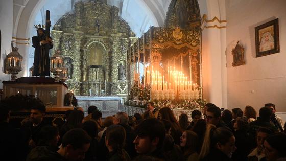 El Nazareno y la Esperanza se quedaron en su capilla el Jueves Santo