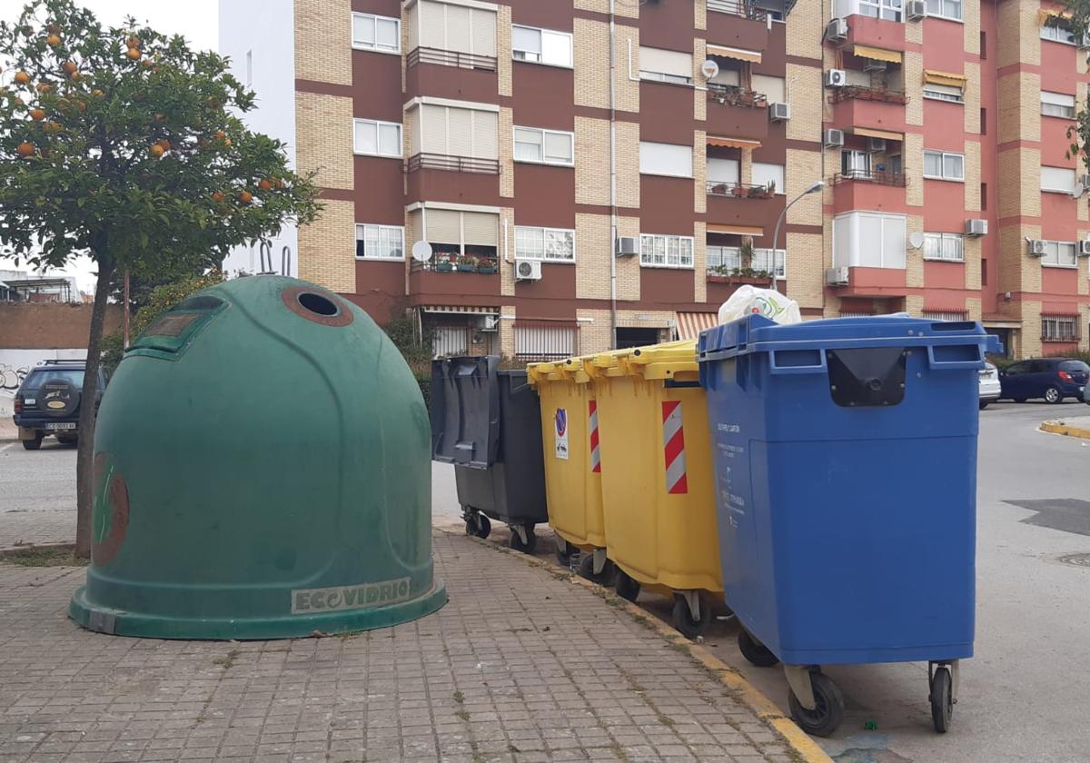 Zafra es referente en Extremadura en el reciclaje de papel, cartón y vidrio