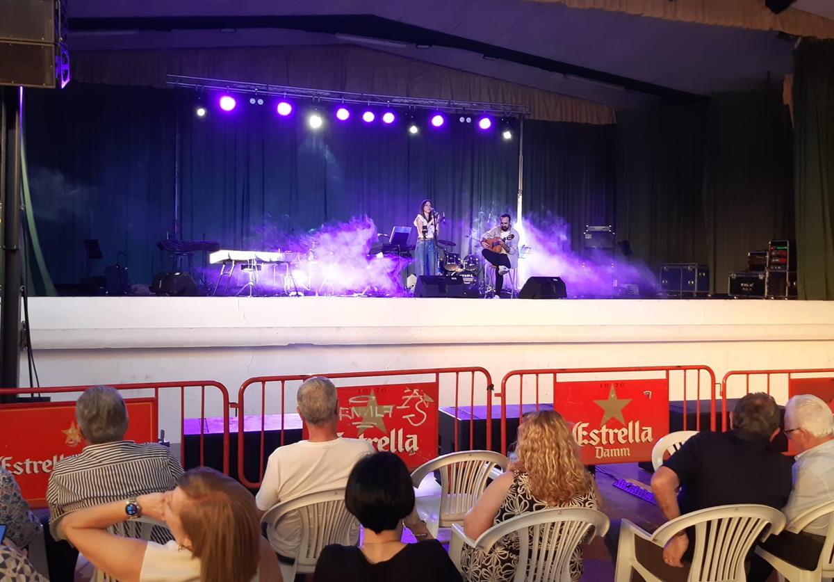 Música en directo por el comedor social de Zafra Solidaria | Hoy