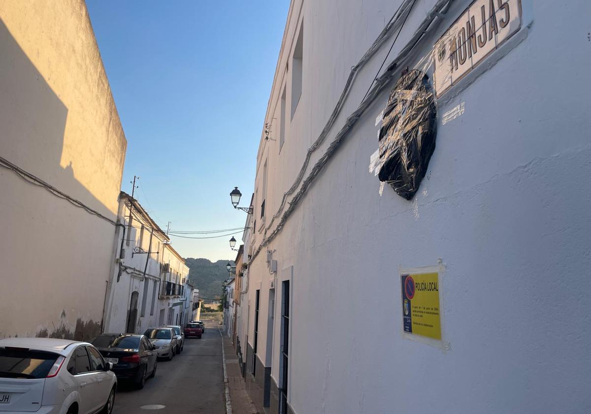 Una de las calles donde ya no se podrá aparcar