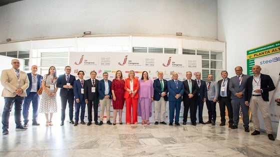 Zafra se convierte durante tres días en la capital internacional del jamón