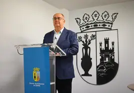 Juan Carlos Fernández durante la rueda de prensa