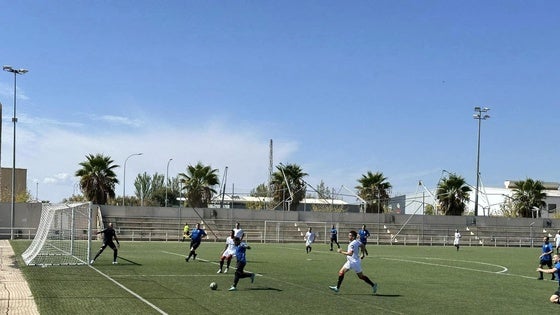 Los veteranos locales se hicieron con el Trofeo de Fútbol de la Feria de San Miguel