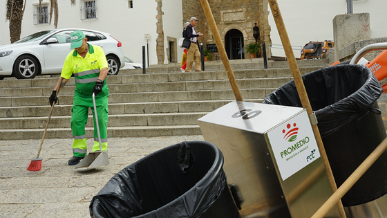 Promedio activa el refuerzo de limpieza viaria y recogida de residuos para la feria