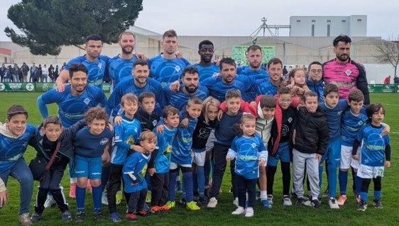 El CD Zafra celebra este domingo su Día del Club con un importante partido, homenajes y presentaciones