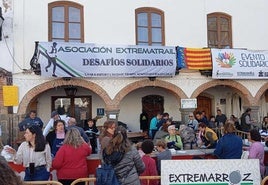 Gran ambiente solidario en la Plaza Grande