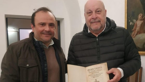 La Asociación de Amigos del Museo dona al Museo Santa Clara dos publicaciones