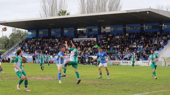 El CD Zafra perdió ante le Fuente de Cantos por 1-3