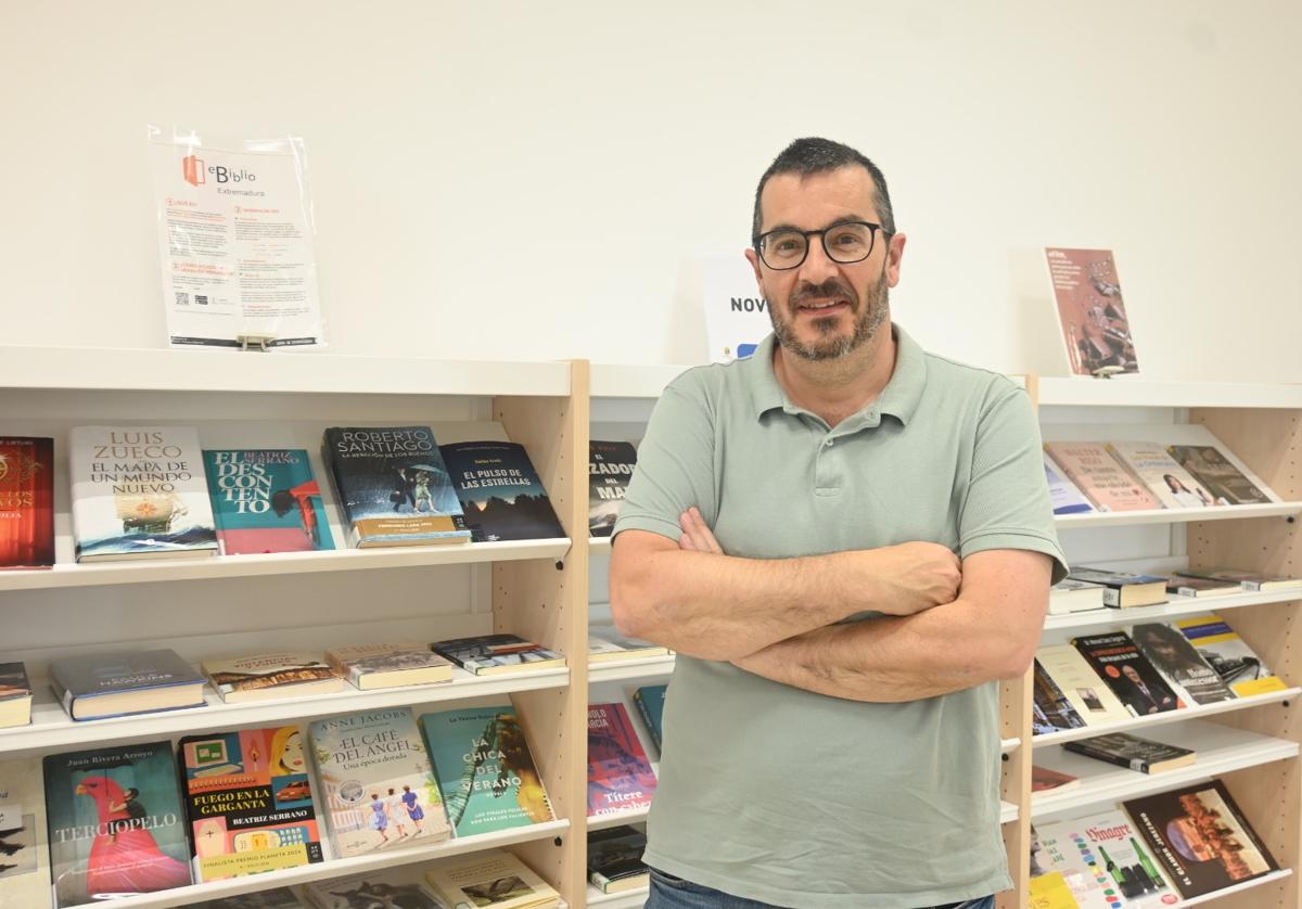 Germán Hernández del Puerto, asesor de la creación del club de la biblioteca