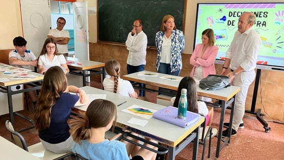 El alumnado del IES Cristo del Rosario se forma en un consumo responsable con el programa 'Yo en el cole, tú en casa'
