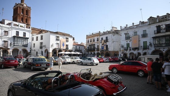 Vespaclásicos Zafra reunió a unos 40 vehículos clásicos en una nueva ruta