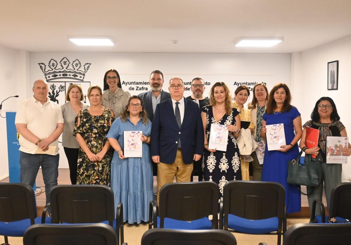 Todos los agentes implicados en la firma