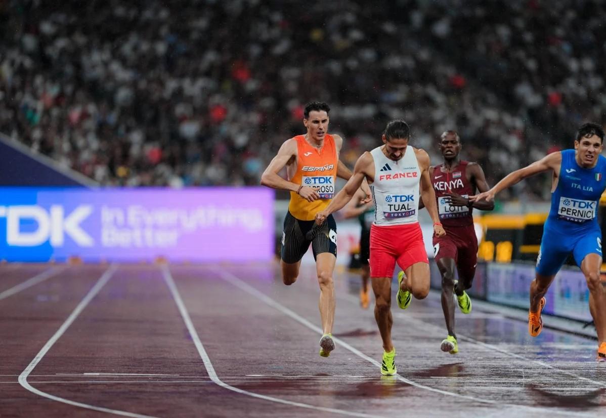 El atleta zafrense del Capex finalizaba sexto en la semifinal de los 800 más rápida de las tres