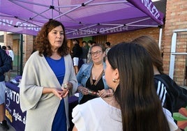 Visita a los institutos para ofrecer información de este punto