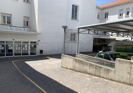 Centro de salud, entrada de urgencias