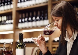 Fundación CB ofrecerá un taller de iniciación a la cata de vinos para adultos